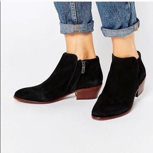 Sam Edelman Petty Bootie Black Suede 10.5M